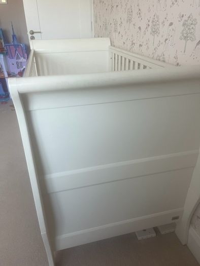 Mamas and Papas Mia Cot Bed