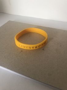 Lance Armstrong - Livestrong Bracelet