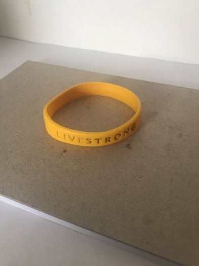 Lance Armstrong - Livestrong Bracelet