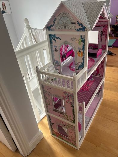 doll house