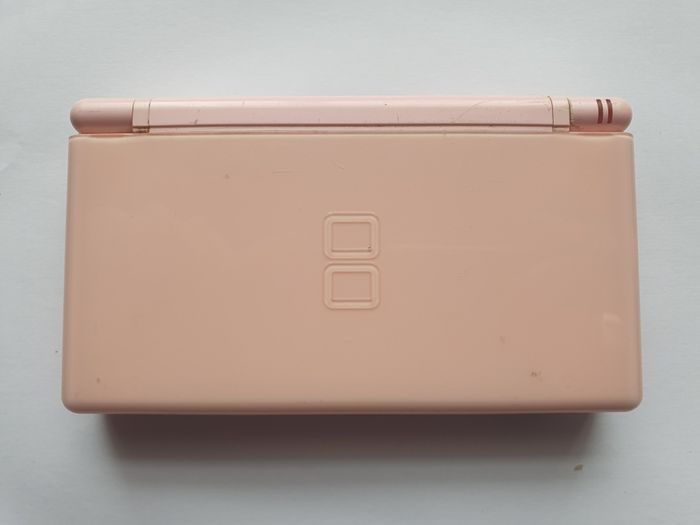 Nintendo DS Lite pink