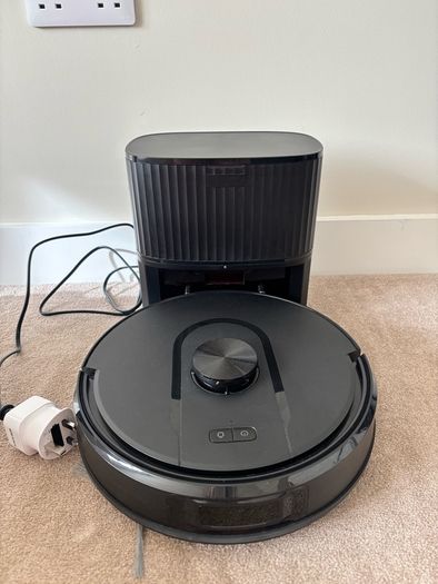 Vacuum robot (used just 4 times)