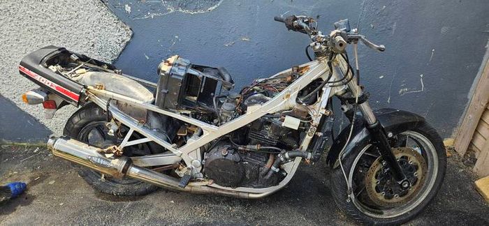 gpz 400