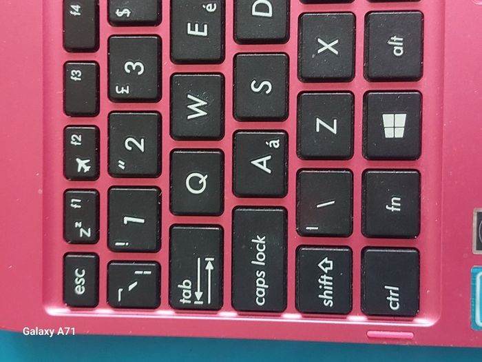 ASUS Tablet and Keyboard Dock, Model T100H, not powering on, for parts or repair