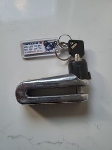 Motorcycle disc lock