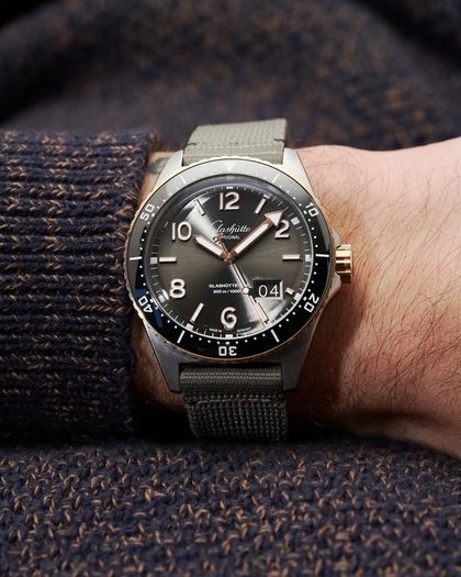 Glashutte Original SeaQ Panoramadatum