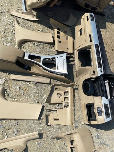 E90 msport cream interior