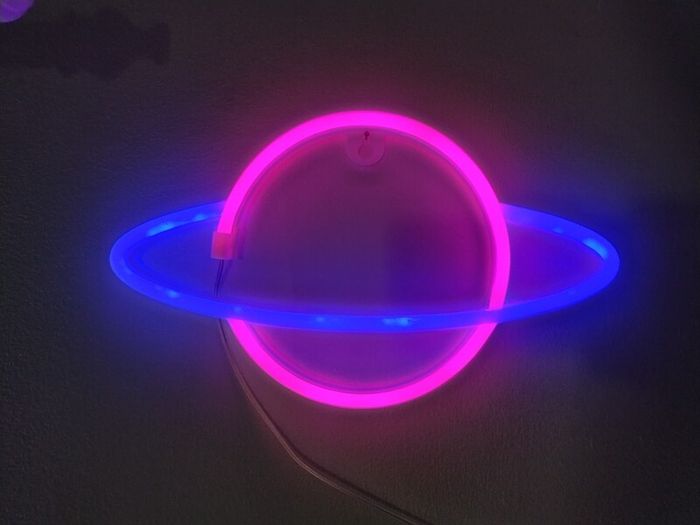 LED Neon Light Saturn