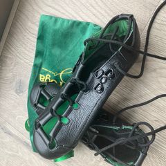Broga Limited edition - poms Irish dance- 3.5 uk size