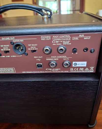 BOSS Acoustic amplifier