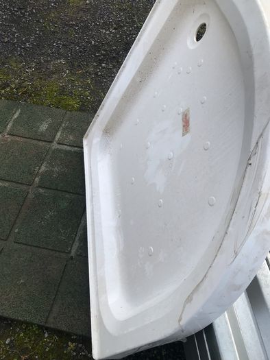 Shower tray