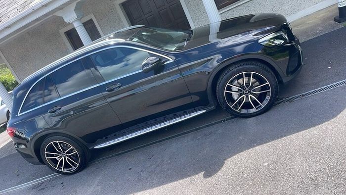 Mercedes Benz glc 220