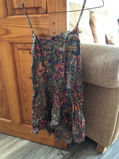 River island size 10 dress