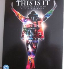 Michael Jackson's This Is It [2 Disc Collector's Edition] [DVD] [2010]