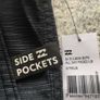 Mens BNWT Billabong shorts size S Image 4