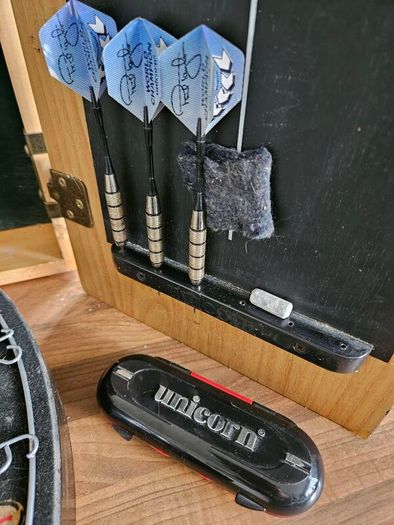 Darts Unicorn  Phil Taylor cabinet with extra