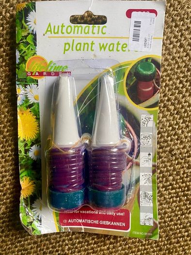 20x Simple automatic plant watering system. Ideal for holidays.