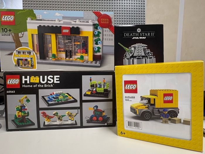 lego gift with purchase