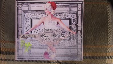 Gabby Young & Other Animals - One Foot In Front Of The Other CD