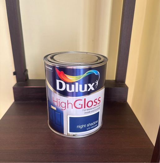 Dulux paint