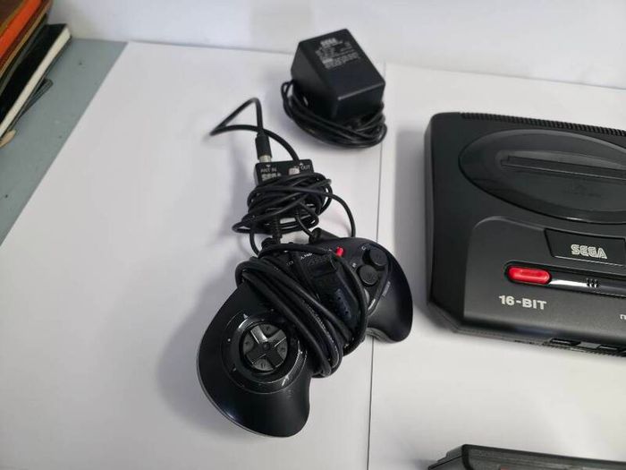Sega Megadrive 2 Console + Games