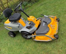 Stiga Combi 95 Mulcher (mint condition) - Ride on Lawnmower