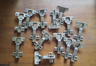 Cabinet Door Hinges