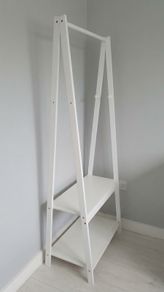 Free standing clothes rail