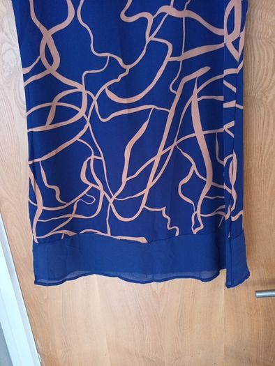 Emery Rose Dress    S.- L - 14.     B.N.W.T