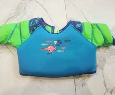 Zoggs water wings vest