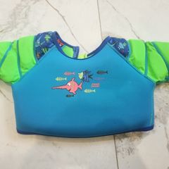 Zoggs water wings vest