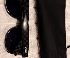 Vans sun glasses like new