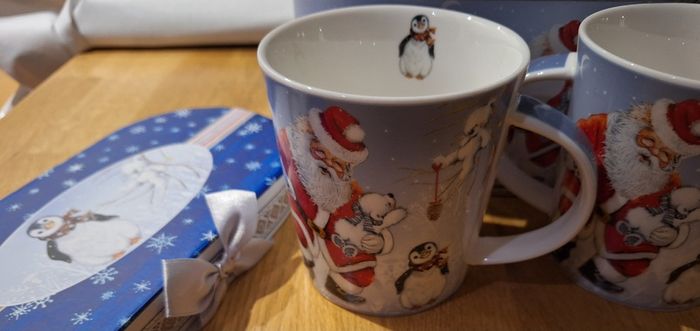 Boxed Set of 2 Santa Claus, Penguin and Polar Bear Mugs