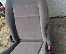Ford Galaxy VW Sharan 2nd or 3rd row quick release seat