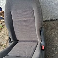 Ford Galaxy VW Sharan 2nd or 3rd row quick release seat