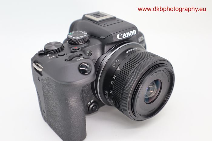Canon Eos R10 Mirrorless Camera & Rf-s 18-45mm Lens #0537