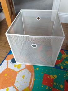 Storage box
