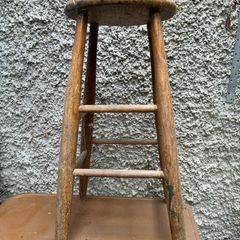 Bar stool