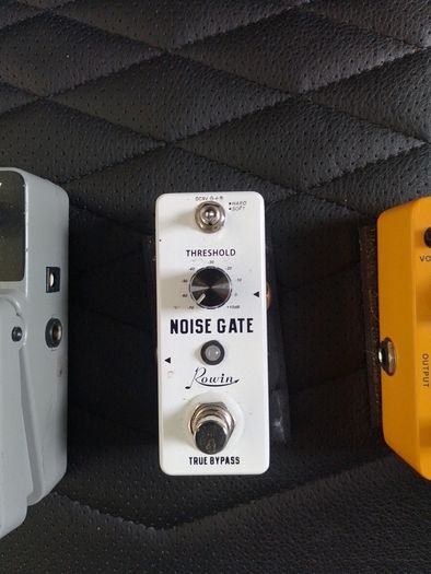 music foot padels