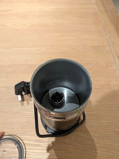 Nespresso aerocino 3 black