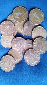 1979 Irish 2p coins.