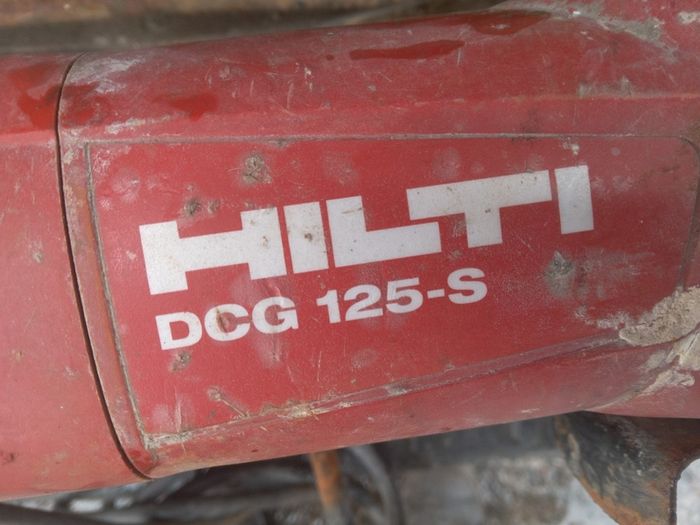 Hilti DCG 125-S angle grinder