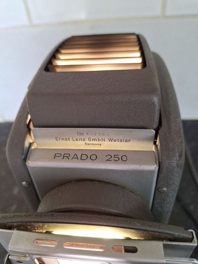 Vintage Leitz Prado 250 slide projector