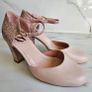 Beautiful nude decorated shoes RRP 115 euro size UK 1 new & boxed Image 2