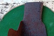 Turf spade