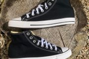 Get New Classic Converse