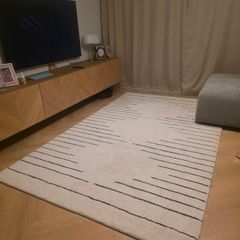 wool rug 1.50 X 2.40
