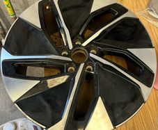 vw id4 alloy wheel 19"