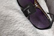 sunglass