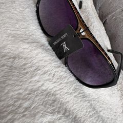 sunglass
